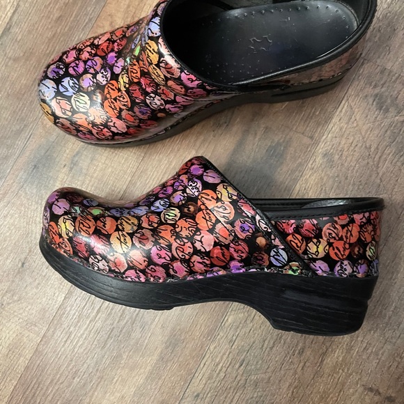 Dansko clogs colorful dots - Picture 2 of 8